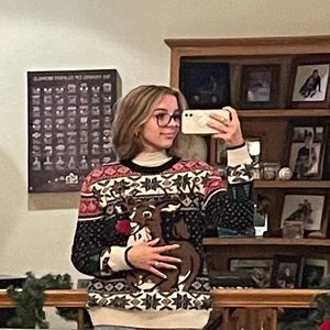 Meet your Posher, Anela